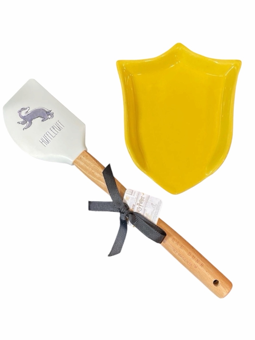 Hogwarts HufflePuff House Crest Harry Potter Rae Dunn Spoon Rest Baking Spoon